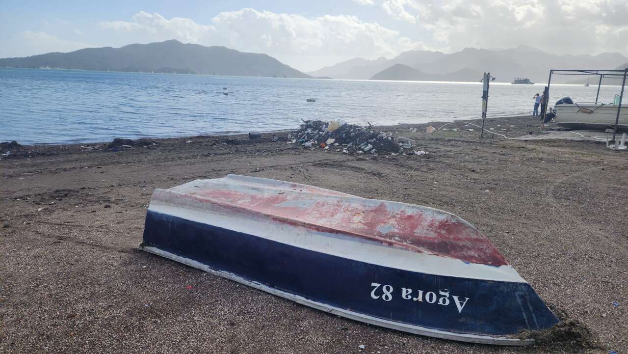 Marmaris’te Yalancı Bahar: Güneşi Gören Sahile Koştu 1